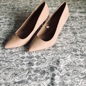 A New Day Nude Suede Heels! NWOT!